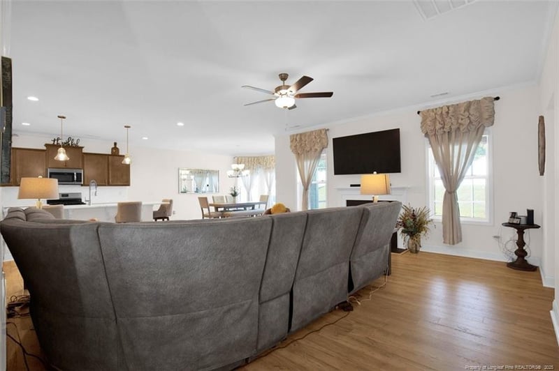 4356 Scout Camp Dr, Fayetteville, NC 28306