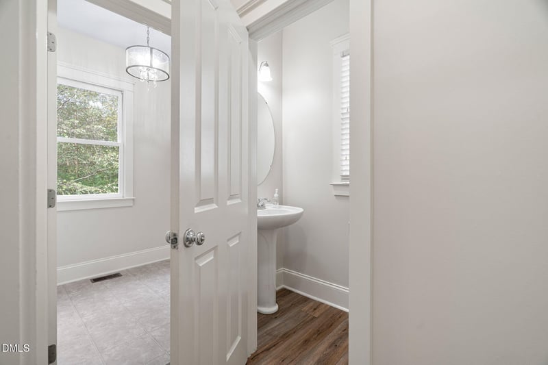 436 Edgepine Dr, Holly Springs, NC 27540