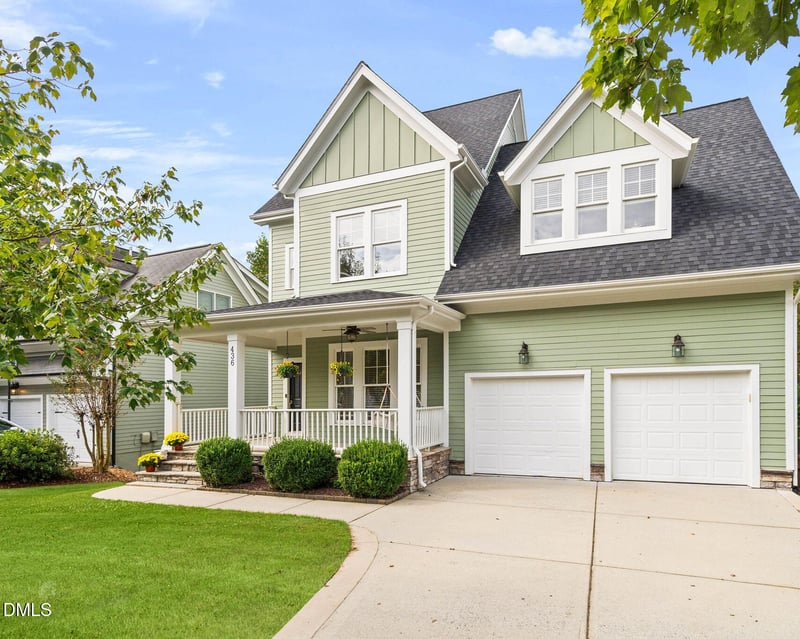 436 Edgepine Dr, Holly Springs, NC 27540