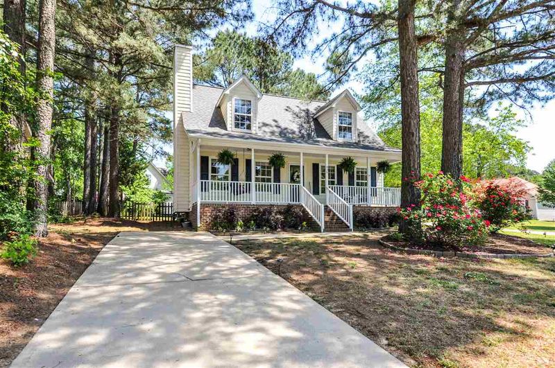 436 Hidden Cellars Dr, Holly Springs, NC 27540