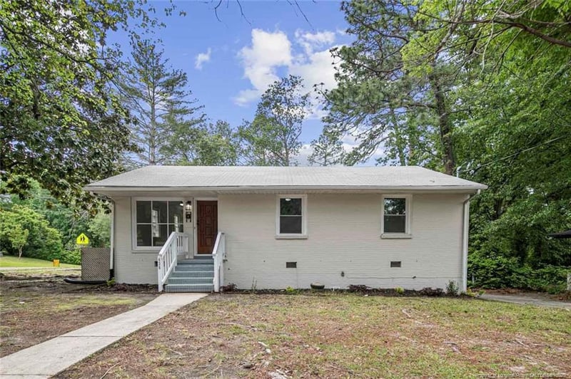 436 Mcphee Dr, Fayetteville, NC 28305