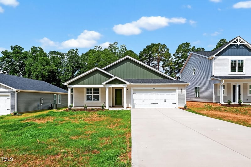 436 Windemere Dr, Fayetteville, NC 28314