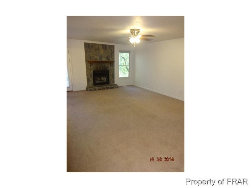 4360 Falls Dr, Hope Mills, NC 28348