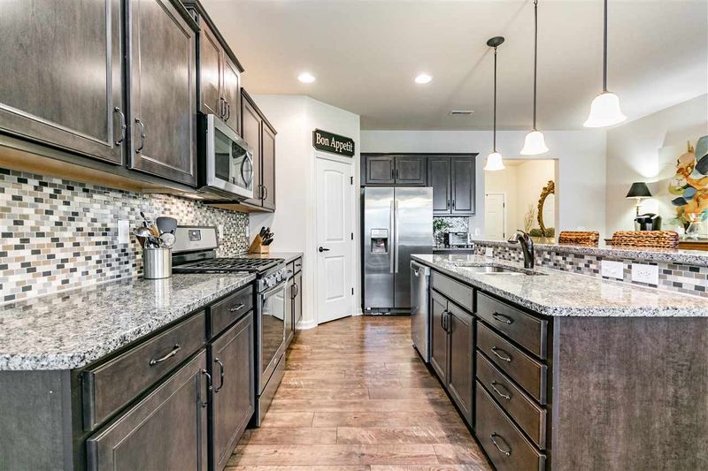 4365 Auburn Hills Dr, Raleigh, NC 27616