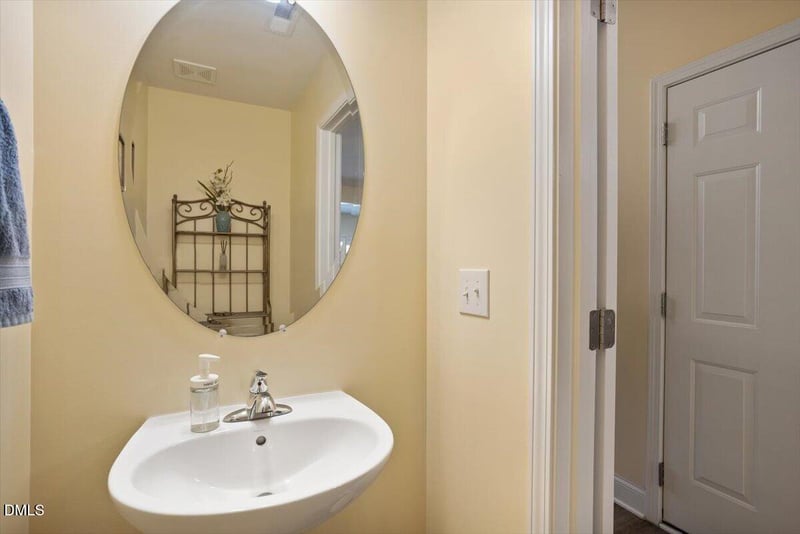 4369 Bethel Park Dr, Raleigh, NC 27610