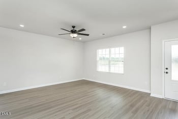 437 Chedworth Dr, Angier, NC 27501