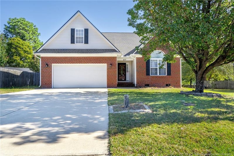 437 Dunbar Dr, Lillington, NC 27546