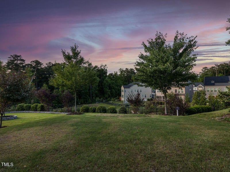 437 Henmore Brook Dr, Cary, NC 27519