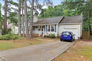 437 Hidden Cellars Dr, Holly Springs, NC 27540