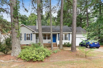 437 Hidden Cellars Dr, Holly Springs, NC 27540