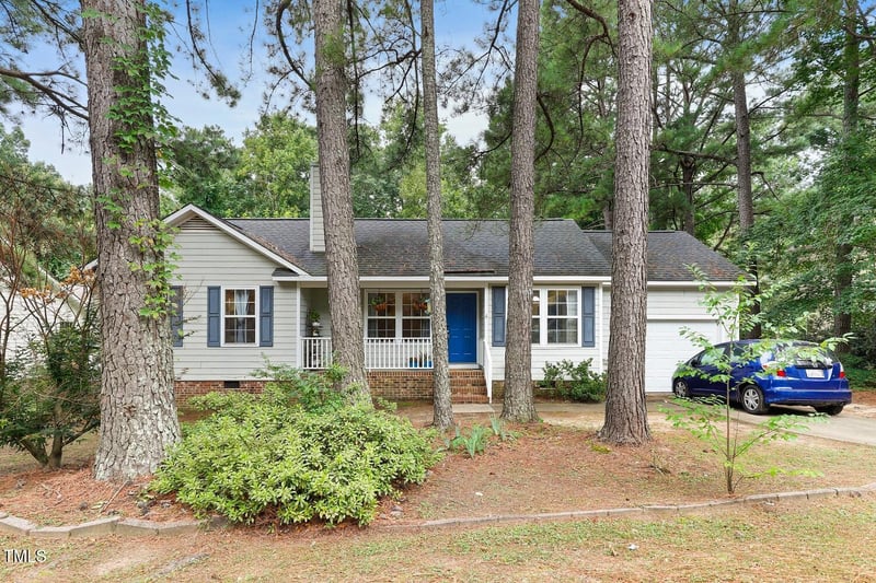 437 Hidden Cellars Dr, Holly Springs, NC 27540