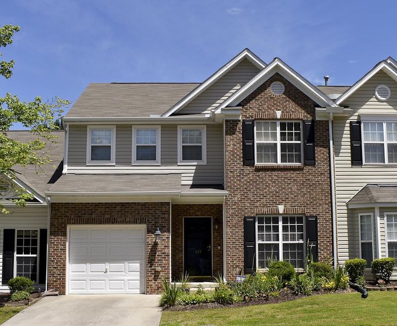 437 Hidden Springs Dr, Durham, NC 27703