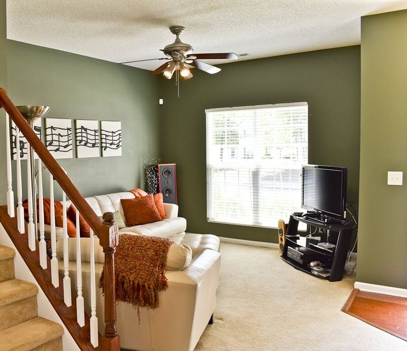 437 Hidden Springs Dr, Durham, NC 27703