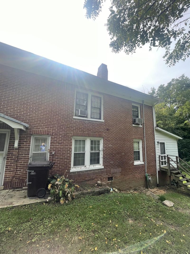 437 S Lamar St, Roxboro, NC 27573