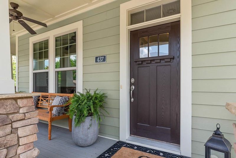 437 N Serenity Hill Cir, Chapel Hill, NC 27516