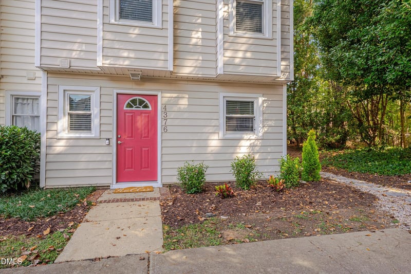 4376 Bona Ct, Raleigh, NC 27604