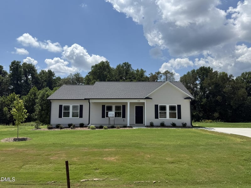 438 Barbour's Place Dr, Four Oaks, NC 27524