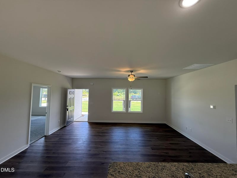 438 Barbour's Place Dr, Four Oaks, NC 27524