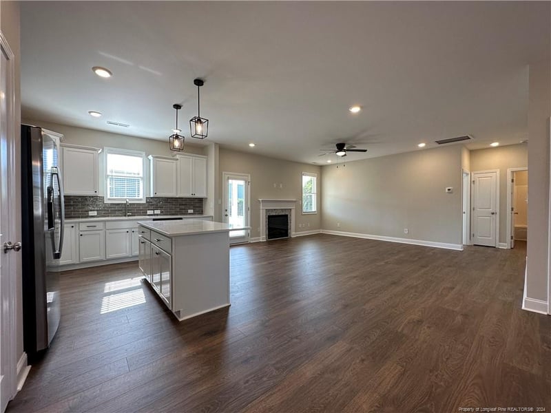 438 Concord Dr, Fayetteville, NC 28311