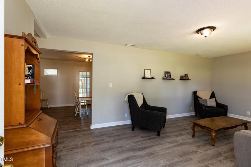 438 Hickory St, Angier, NC 27501