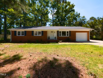 438 Hickory St, Angier, NC 27501
