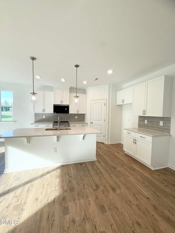 438 Providence Creek Dr, Fuquay Varina, NC 27526