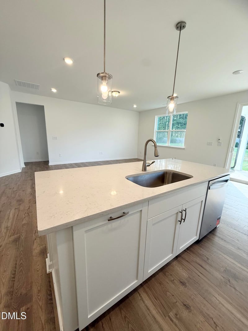 438 Providence Creek Dr, Fuquay Varina, NC 27526