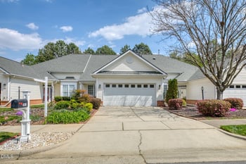 438 Sawgrass Hill Ct, Cary, NC 27519