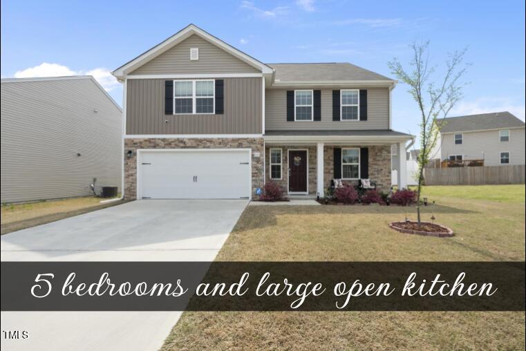 438 Turning Lake Dr, Zebulon, NC 27597