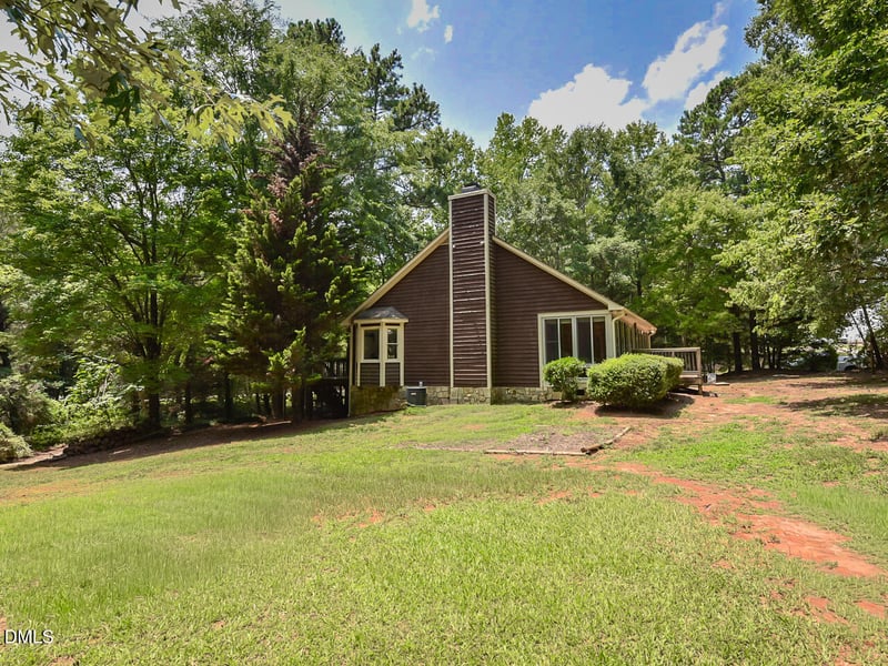 439 Shawnee Dr, Louisburg, NC 27549