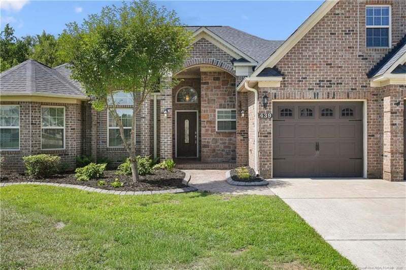 439 Summerchase Dr, Fayetteville, NC 28311