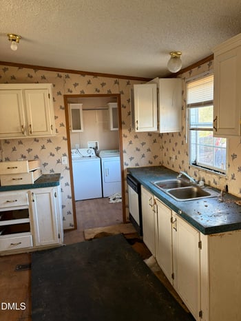 4390 U S 70 Highway Business, Clayton, NC 27520