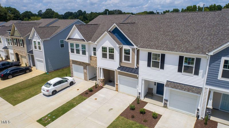 44 Begonia St, Angier, NC 27501