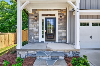 44 N Carrie St, Coats, NC 27521
