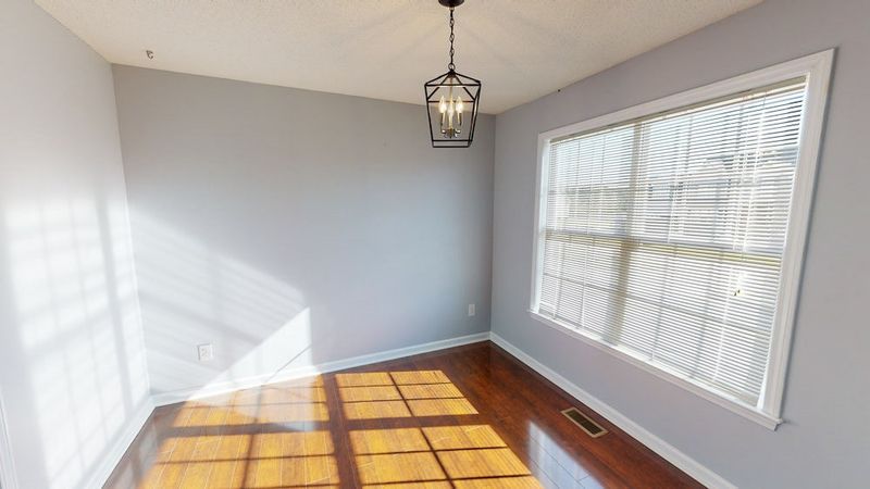 44 Cirrus Dr, Clayton, NC 27520