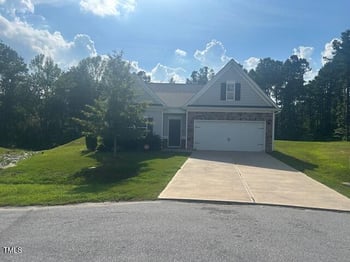 44 Coneflower Ct, Clayton, NC 27520