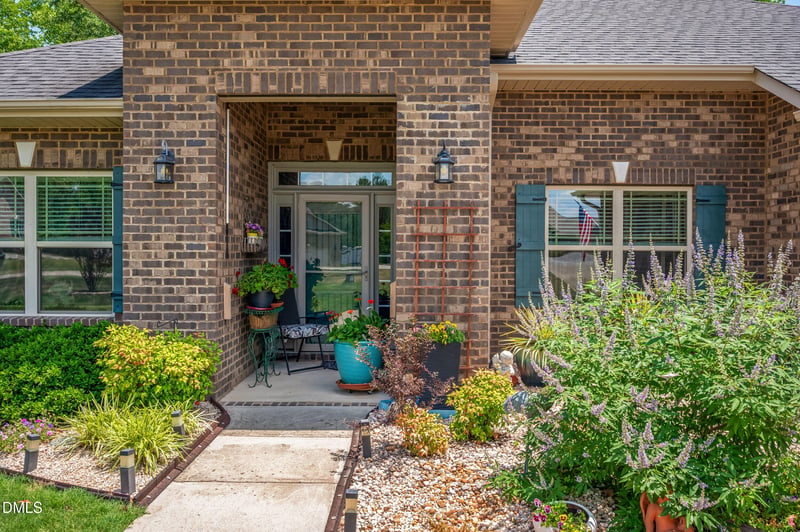 44 Drake Dr, Benson, NC 27504