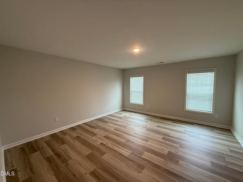 44 Emily Gardens Dr, Selma, NC 27576