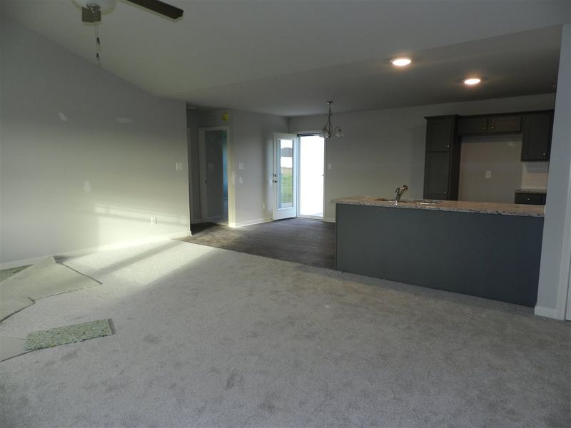 44 Falling Leaf Ln, Benson, NC 27504