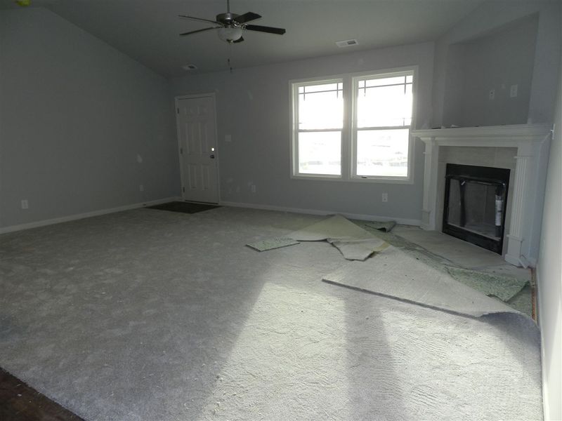 44 Falling Leaf Ln, Benson, NC 27504