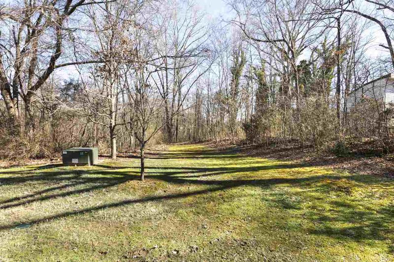 44 Grapevine Trl, Durham, NC 27707