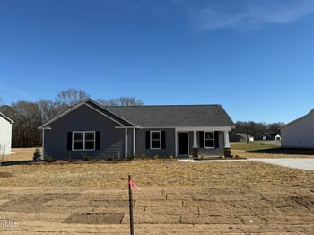44 Harvest Hills Ln, Dunn, NC 28334