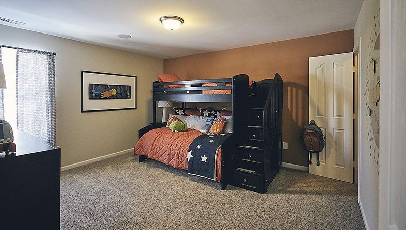 44 Iron Gate Dr, Zebulon, NC 27597