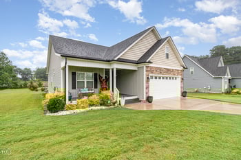 44 Mcpoole Ln, Archer Lodge, NC 27527