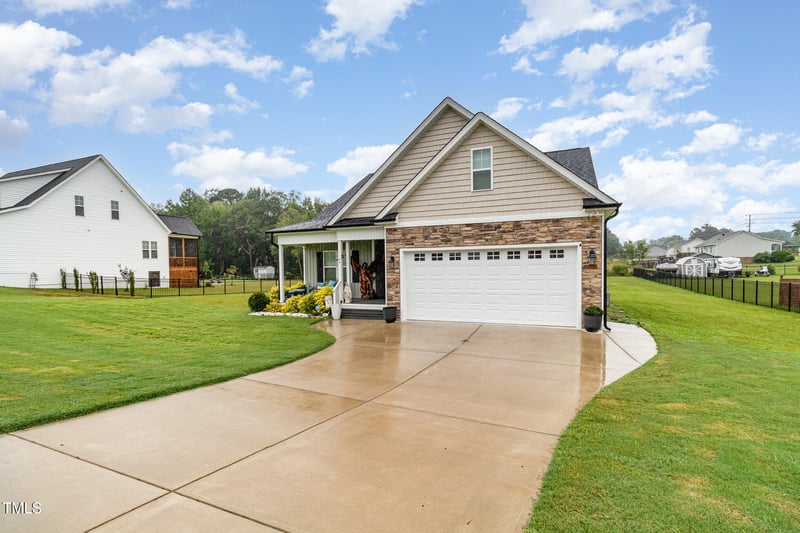44 Mcpoole Ln, Archer Lodge, NC 27527