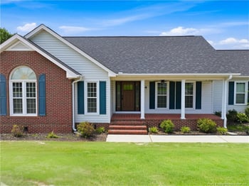 44 Oak Hill Dr, Dunn, NC 28334