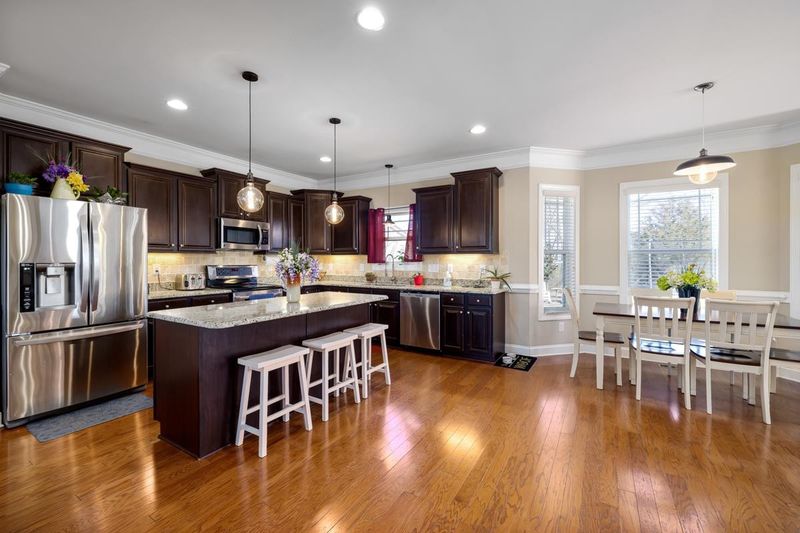 44 Oakton Dr, Clayton, NC 27520