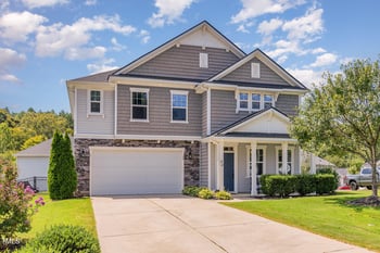 44 Orange Blossom Ct, Clayton, NC 27527