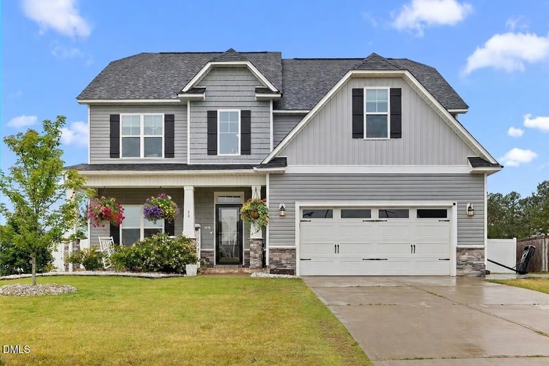 44 Pond Mountain Dr, Clayton, NC 27520