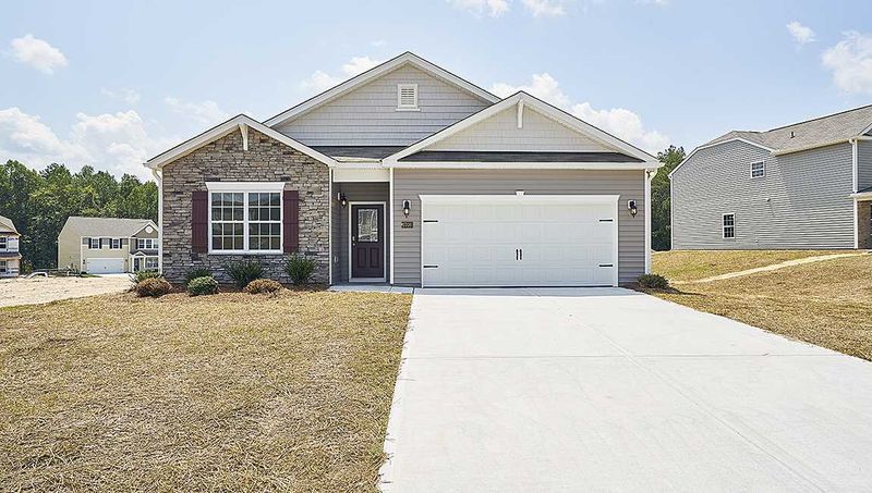 44 Prairie St, Clayton, NC 27527